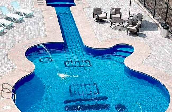 7 Secrets to a Unique Tampa Swimming Pool